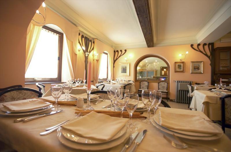 Albergo Badellino Bra Exterior photo